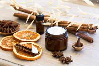 Natürliche Gesichtspflege mit Naturkosmetik: Entdecken Sie unsere hochwertigen Produkte und gönnen Sie Ihrer Haut die beste Pflege.