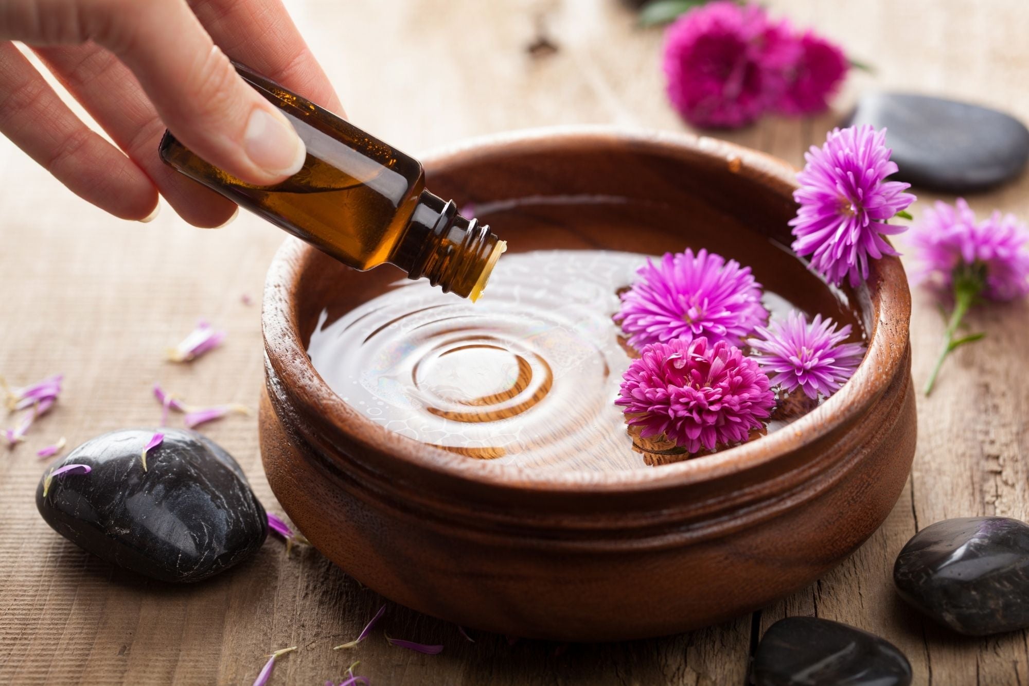 Hochwertige Ätherische Öle für deine Wellness